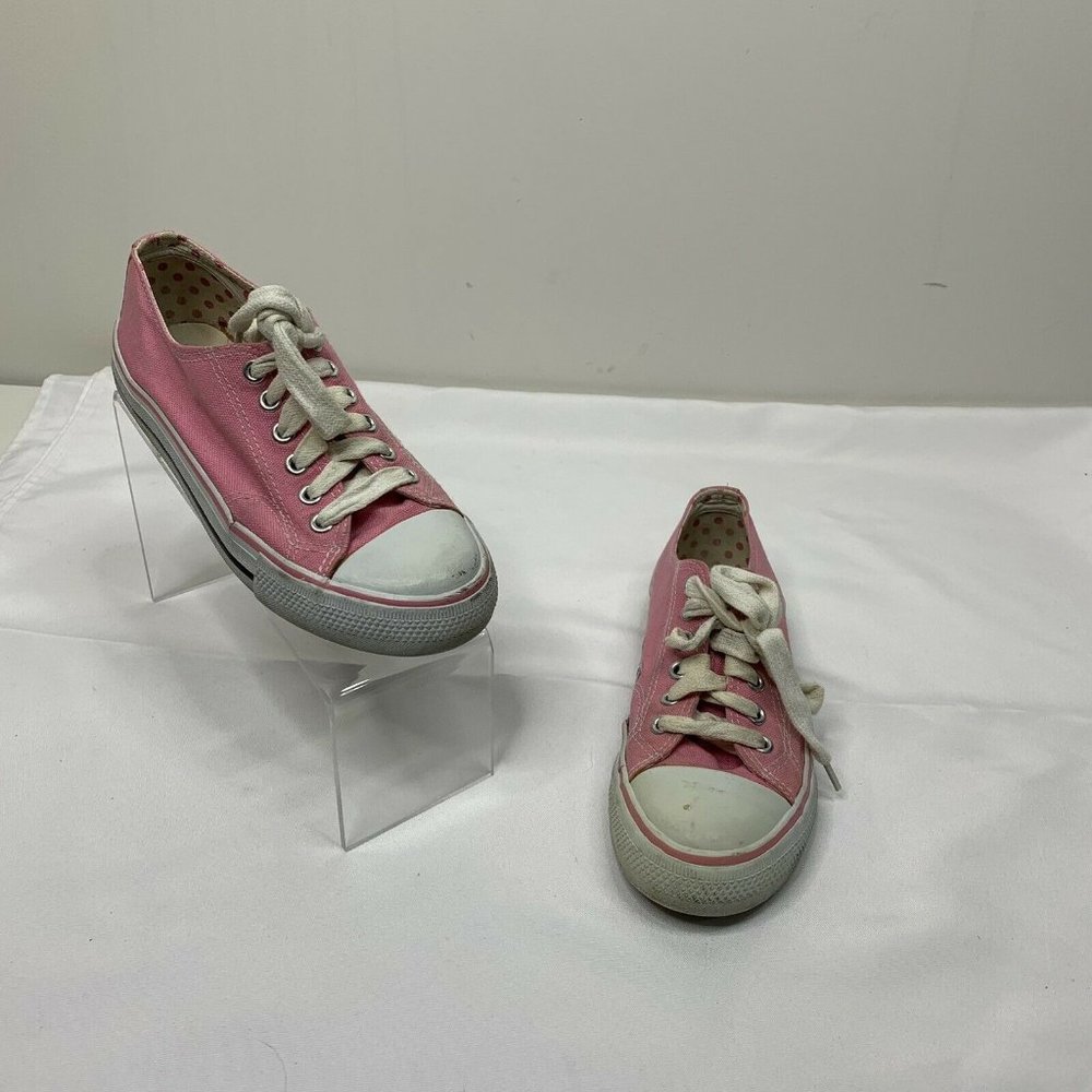 Xhilaration Womens Size 5.5 Pink Casual Canvas Shoes Sneakers